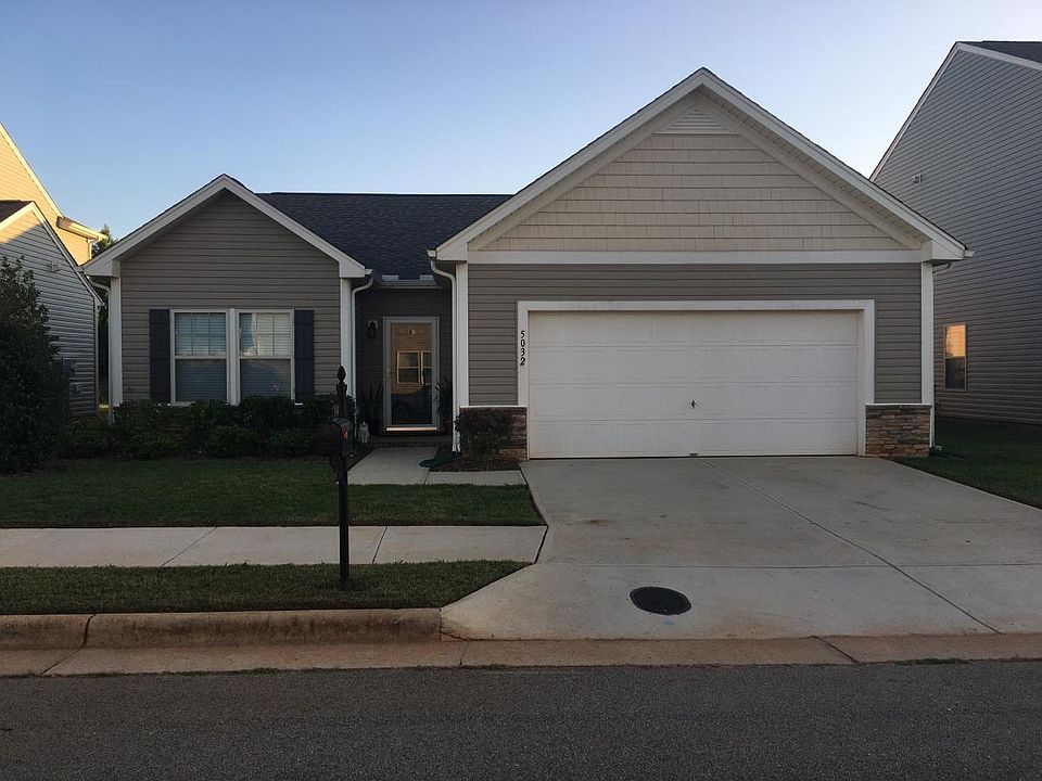 1st image of 5032 Short Horn Way
