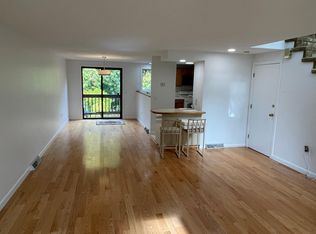 325 Scituate Ave #C, Cranston, RI 02921