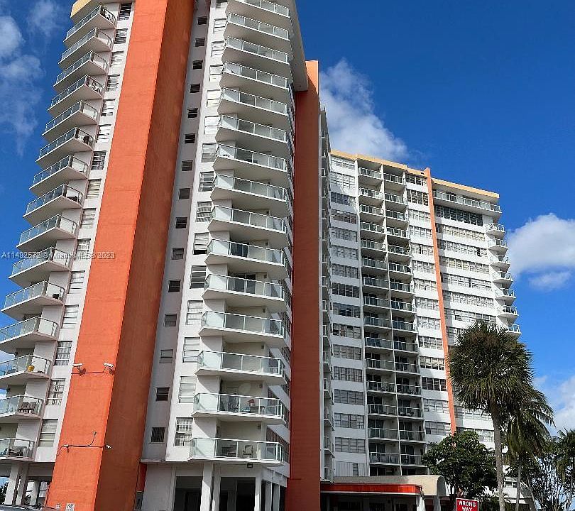 1st image of 1301 Miami Gardens Dr #1725W