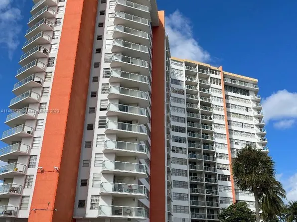 1301 Miami Gardens Dr #1725W, Miami, FL 33179