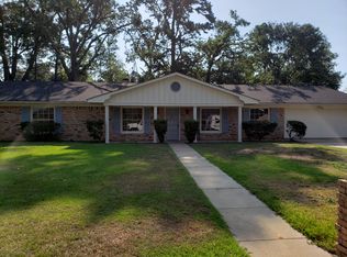 2006 Sunshine Sq, Longview, TX 75601