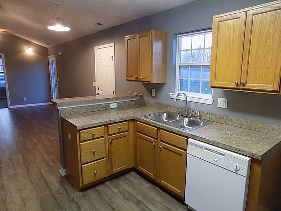 5th image of 4301 Shadwell Dr