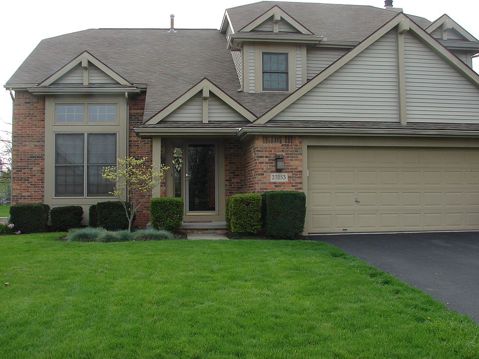 FrontHouse-NewDriveway