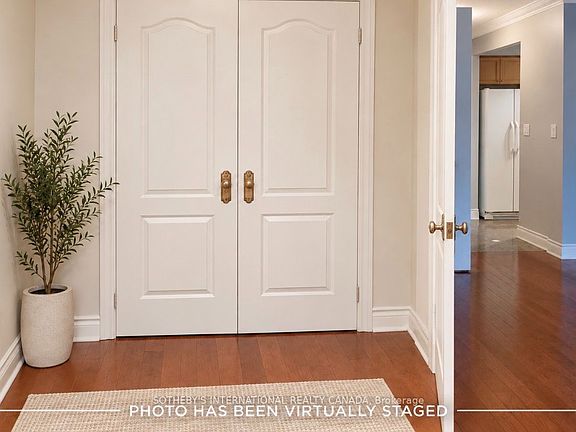 2nd image of 800 Spadina Rd #404