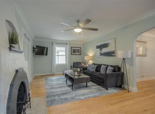 7136 Oak St, Kansas City, MO 64114