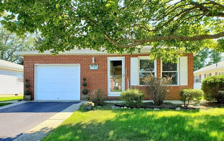189 Liberta Dr photo 1