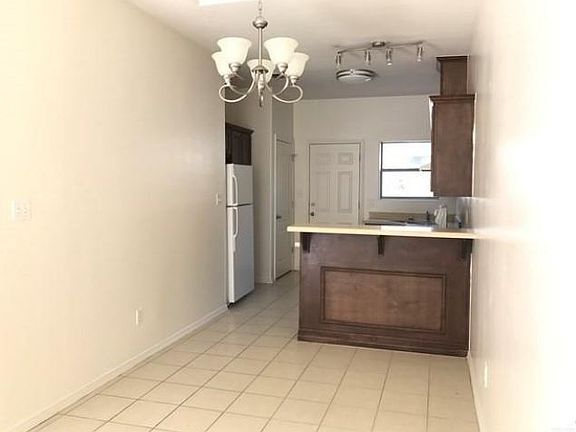 3rd image of 3004 E Diamond Head Ave #A