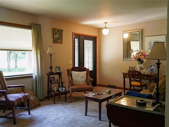 4th image of 509 Woodcrest Dr