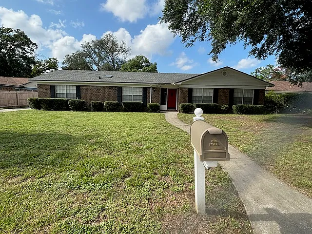 7339 Sandy Bluff Dr — Photo 3