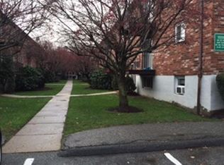 15 Westgate Rd SUITE 1, West Roxbury, MA 02132