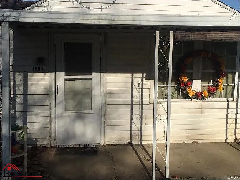 2nd image of 1809 Miami Ave