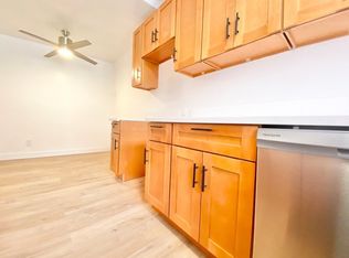 1215 S Fairfax, Los Angeles, CA 90019