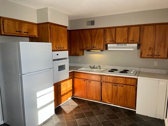 3rd image of 6029 W 25th St #3
