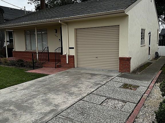 5th image of 1010 Monterey St