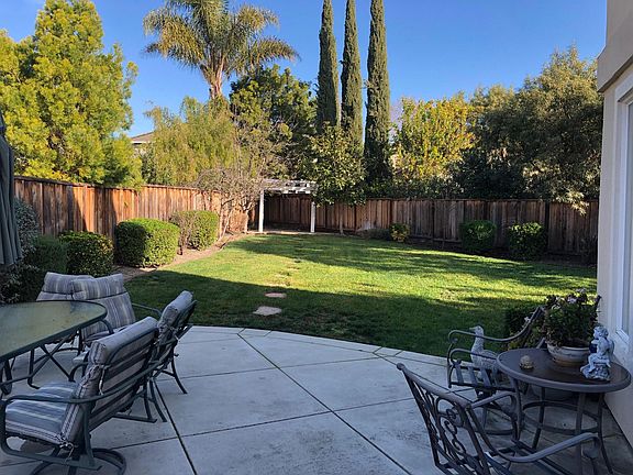2nd image of 4748 Woodrose Cir