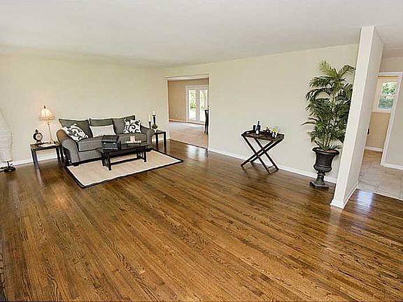 5th image of 5876 Linton Ln