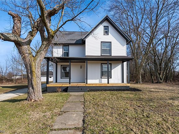 3rd image of 2038 Richville Dr SE