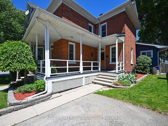 4th image of 39 McEwen Ave