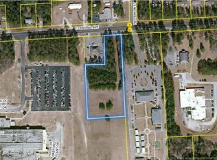 E Central Ave, Raeford, NC 28376