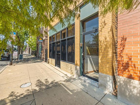 2nd image of 2042 W Chicago Ave #2F