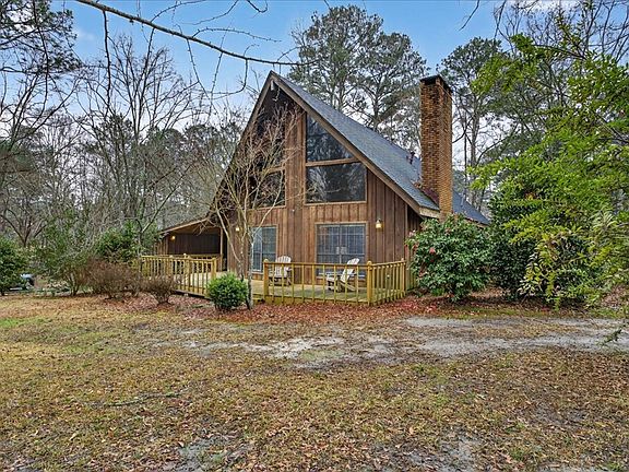 2nd image of 422 Maxey Rd