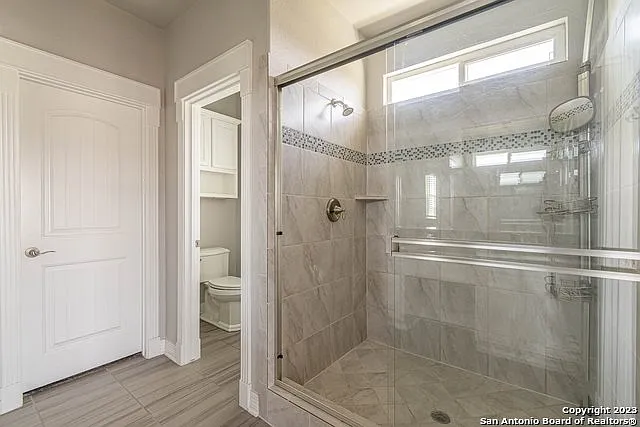 7523 Hays Hl — Photo 43