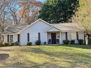 629 Drury Dr, Charlotte, NC 28206