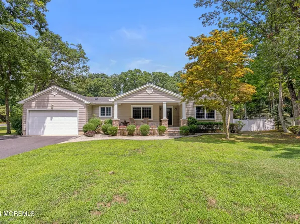 343 Easy Street, Howell, NJ 07731