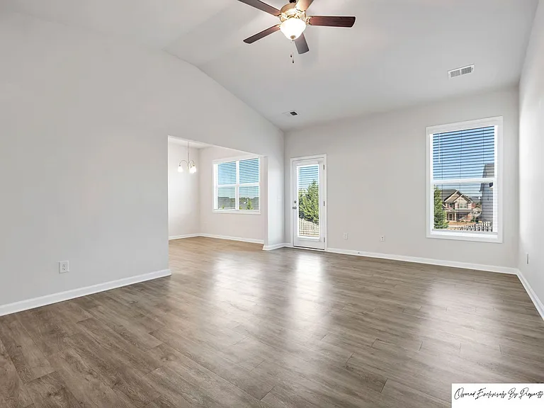741 Spring Cress Dr — Photo 9