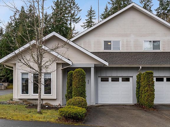 2nd image of 1150 Walkem Rd Unit 42