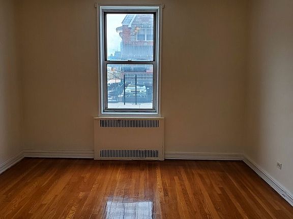 2nd image of 41-43 39th Pl #1J