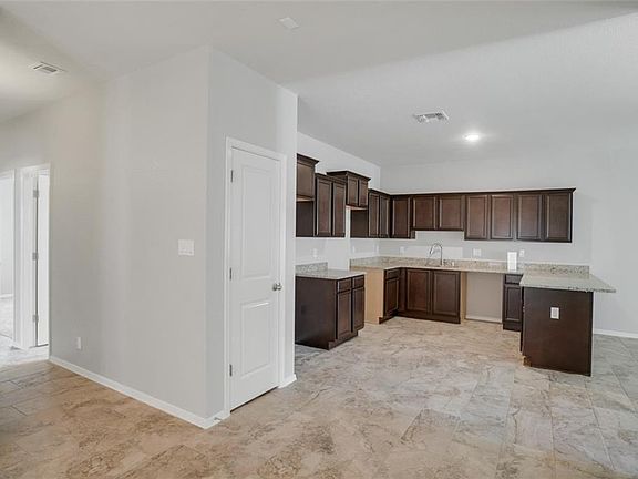 5th image of 11129 Eleanor Coldwell Pl