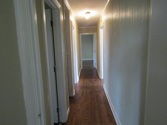 3rd image of 309 Sevier Hts
