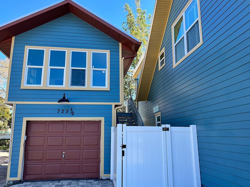 1st image of 725 4th St N #1/2