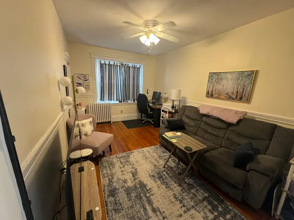 115 Norway St APT 17, Boston, MA 02115