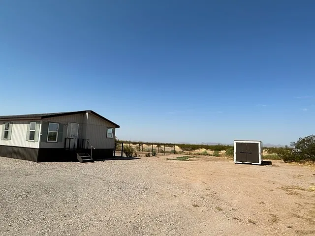 3 bed, $2,150 — Photo 3