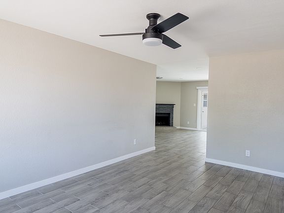 5th image of 1712 N Longmore St