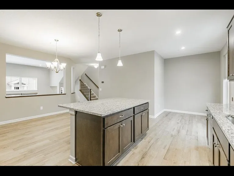7695 77th Pl — Photo 12