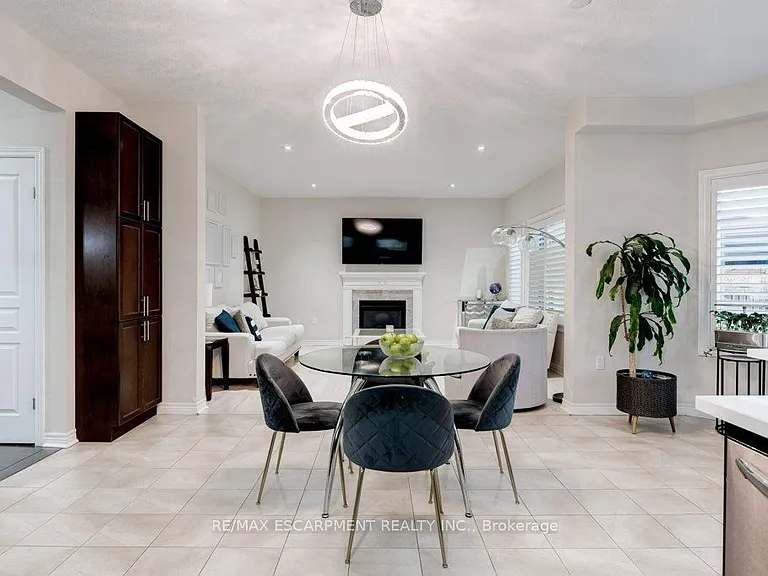 85 Showcase Dr #MAIN — Photo 22