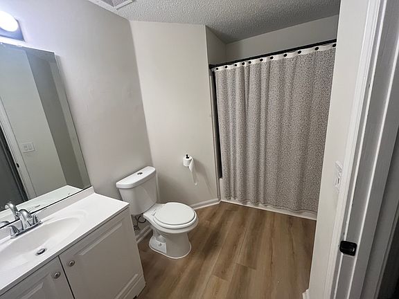5th image of 24060 Creek Parke Cir
