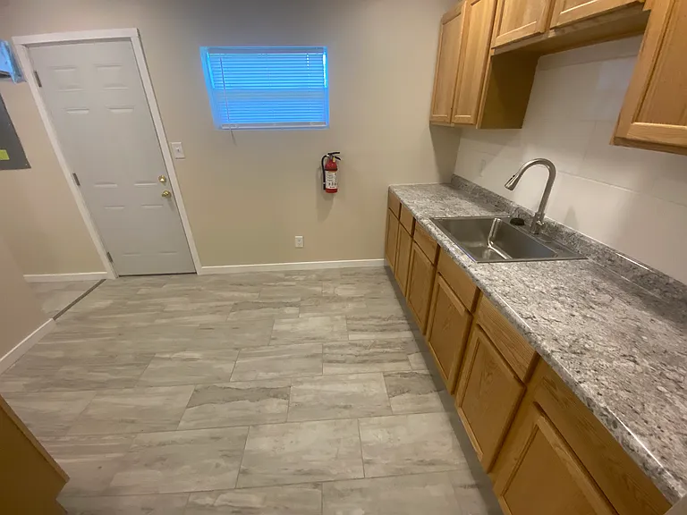 2517 E 21st Ave — Photo 14