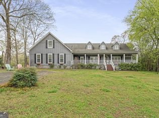 757 Compton Rd SE, Silver Creek, GA 30173