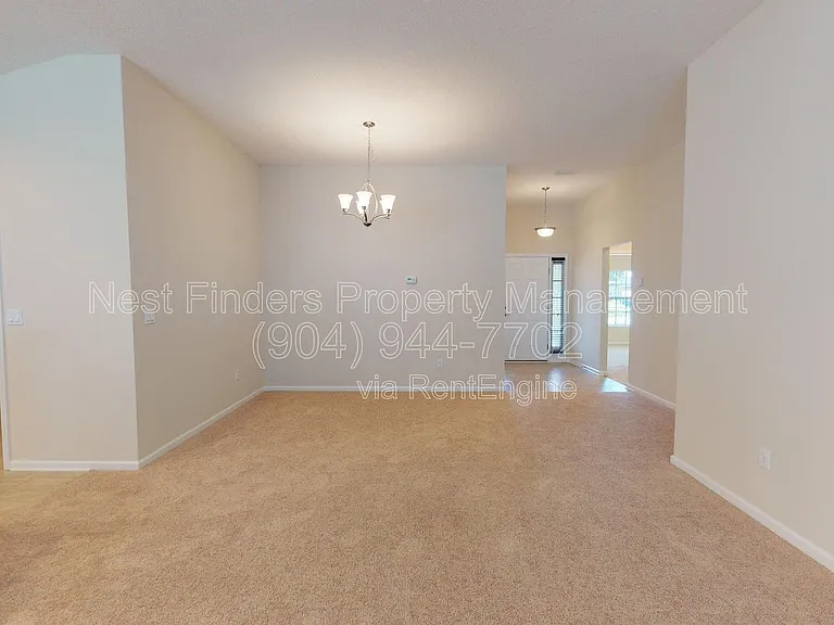 11561 Sycamore Cove Ln — Photo 22