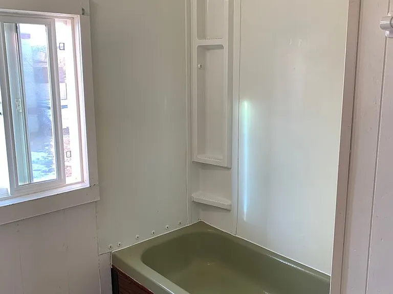 1150 Forestvale Rd — Photo 10