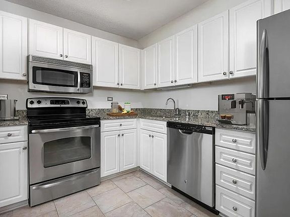2nd image of 715 N Rush St #2901