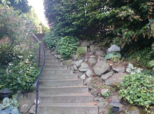 1225 E Boston St, Seattle, WA 98102