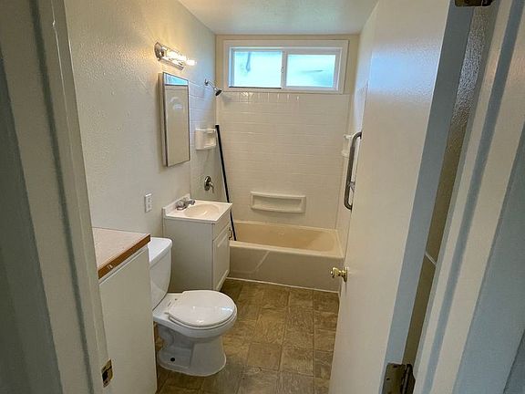 4th image of 2721 SE 125th Ave #11375555