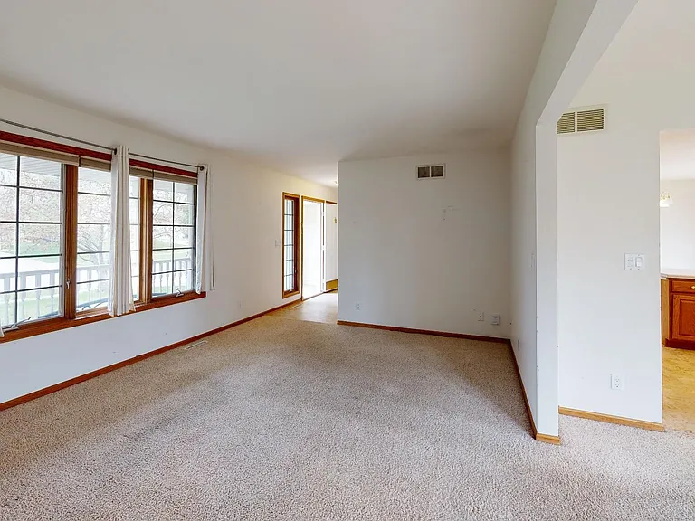 5217 Nevada Cir — Photo 9