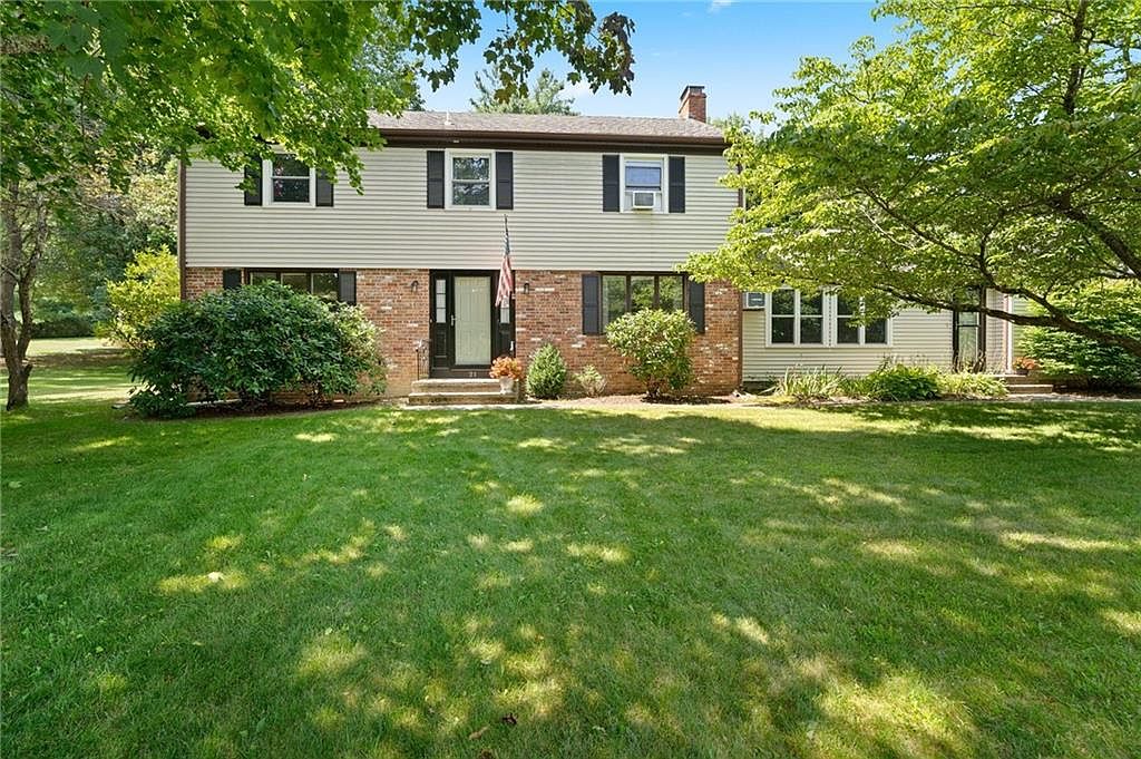 21 Woodcrest Dr, Cumberland, RI 02864 Zillow