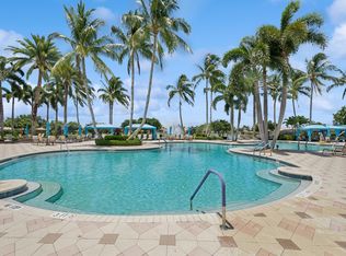 7203 Arcadia Bay Court, Delray Beach, FL 33446